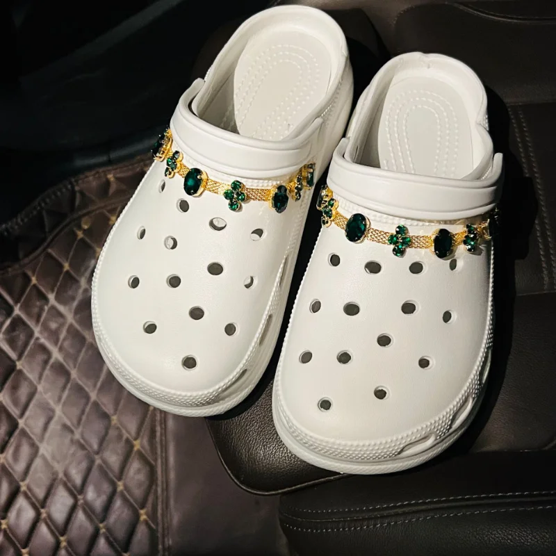 Luxury Vintage Croc Charms Resin Diy Pearl Chain Shoes Charms Gold Diamond-Mounted Shoe Accessories Fashion Elegant Women