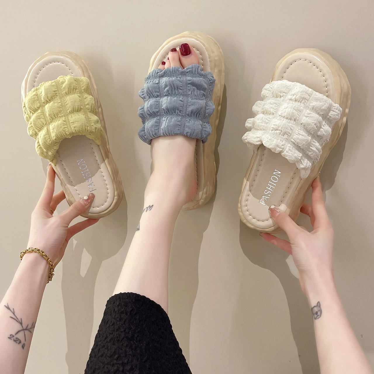 

Shoes Women House Slippers Platform Pantofle Slides Med Fashion Soft 2022 Flat Luxury Fabric PU Casual Rubber Leisure Cotton