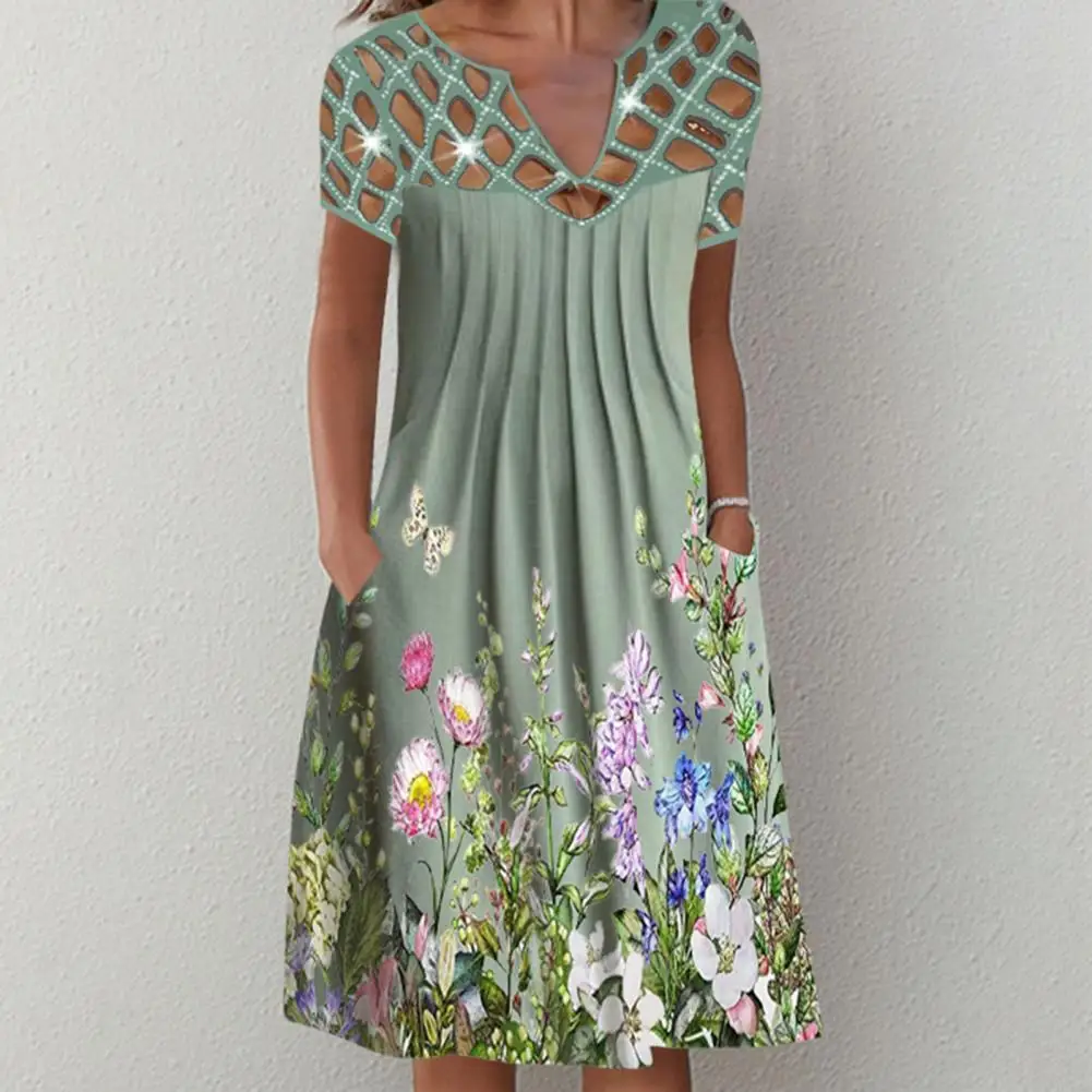 

Floral Print Hollow Out Women Dress Summer Pleats Large Hem Midi Dress Stylish A-Line V Neck Beach Dress for Daily Life