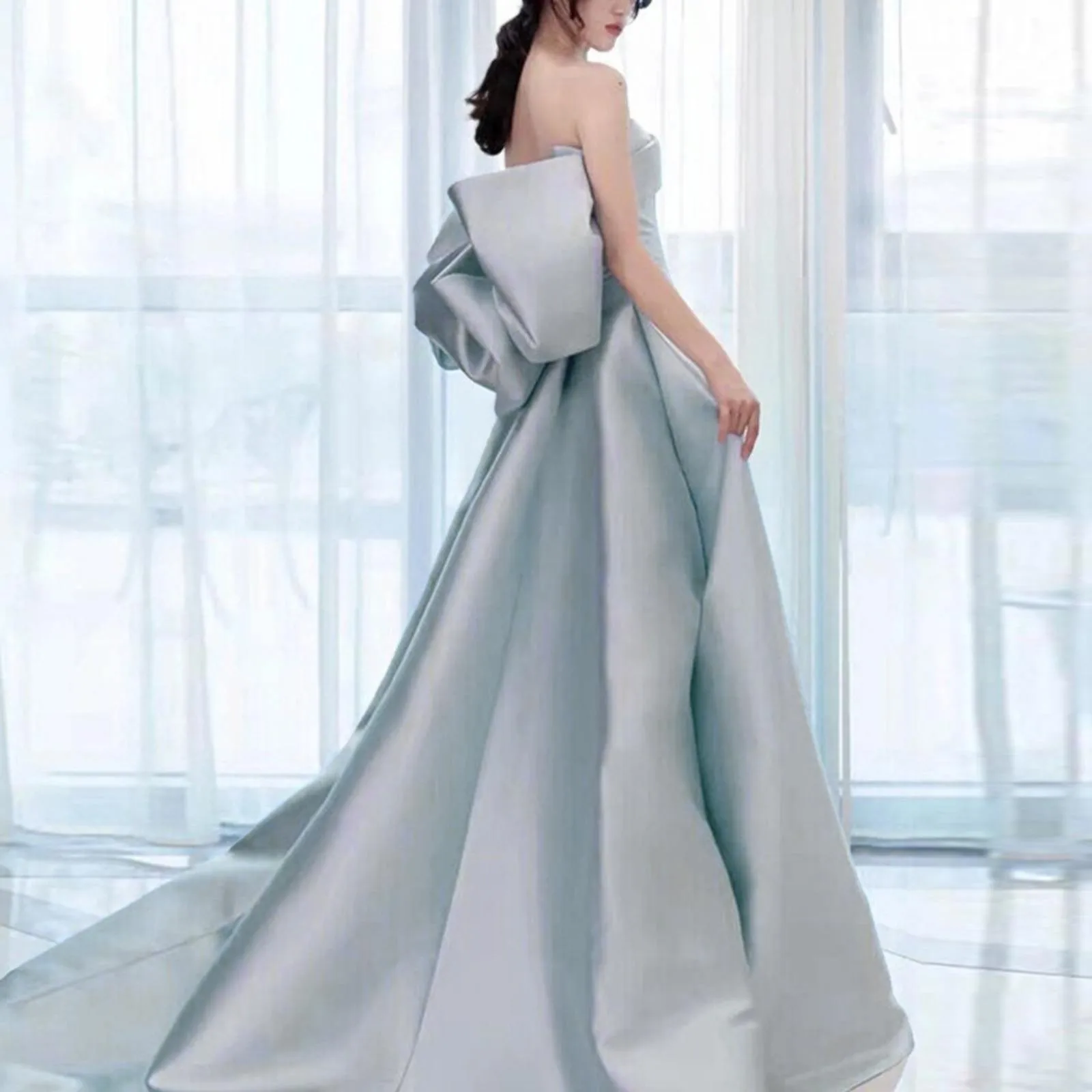 Princess Sky Blue Bridesmaid Dresses Strapless Satin Off Shoulder Boat Neck A-line Slim Customized Evening Party Gowns