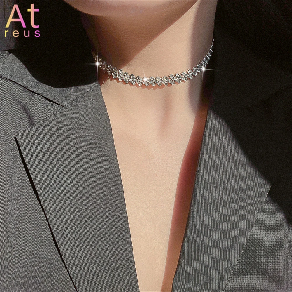 

Bling Fashion Full Rhinestone Choker Necklaces for Women Geometric Crystal Necklaces Silver Plate Weddings Jewelry Party Gifts