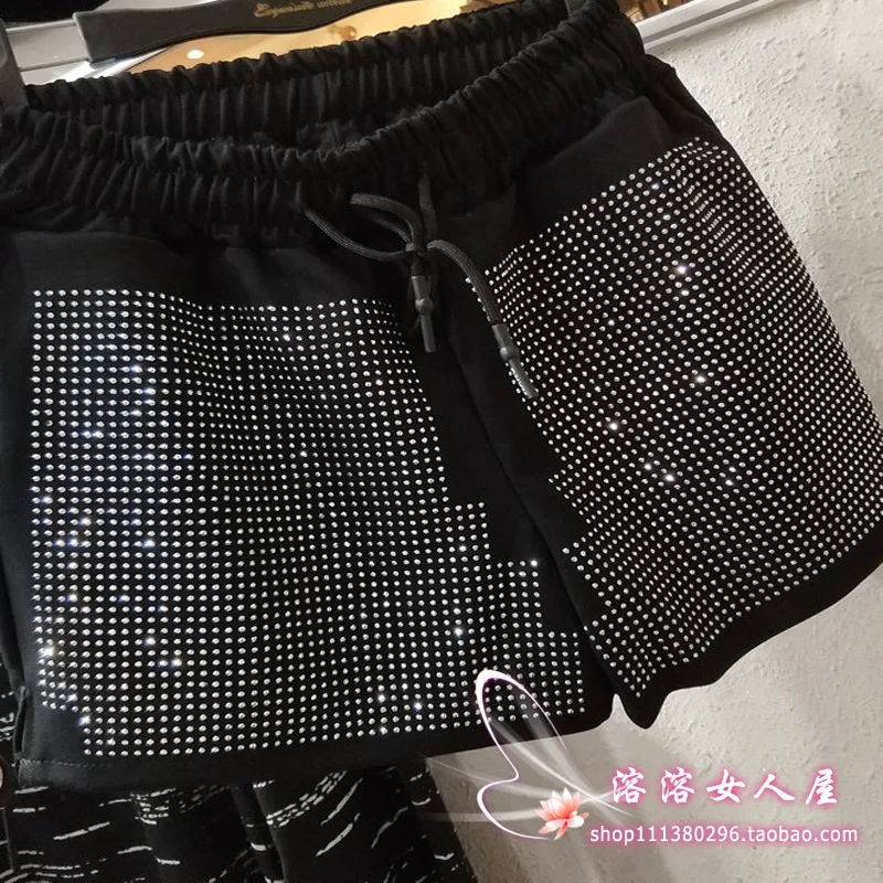 2023 Spring Summer Shorts Women Elastic Waist Rhinestone Hot Diamond Wide Leg Shorts Loose Slimming Lace-up Black Casual Shorts