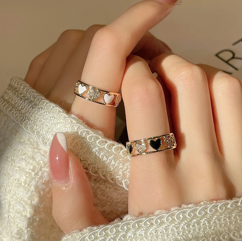 

2022 New Classic Hollow Heart Gold Adjustable Ring Korean Design Sense Jewelry Party Girl's Sweet Accessories For Woman Set Ring