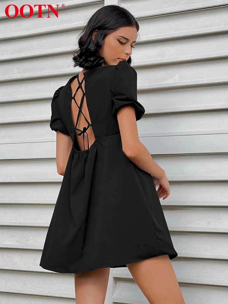 

Сексуальное короткое Хлопковое платье с открытой спиной OOTN, черно-белые мини-платья с пышными рукавами, уличная одежда, платье с высокой тал...