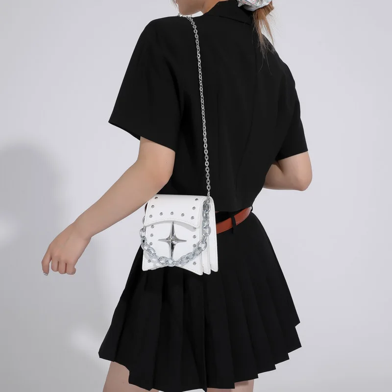 Popular Retro Biker's Small Square Bag Female Rivet Metal Decorative Niche Chain Messenger Bag