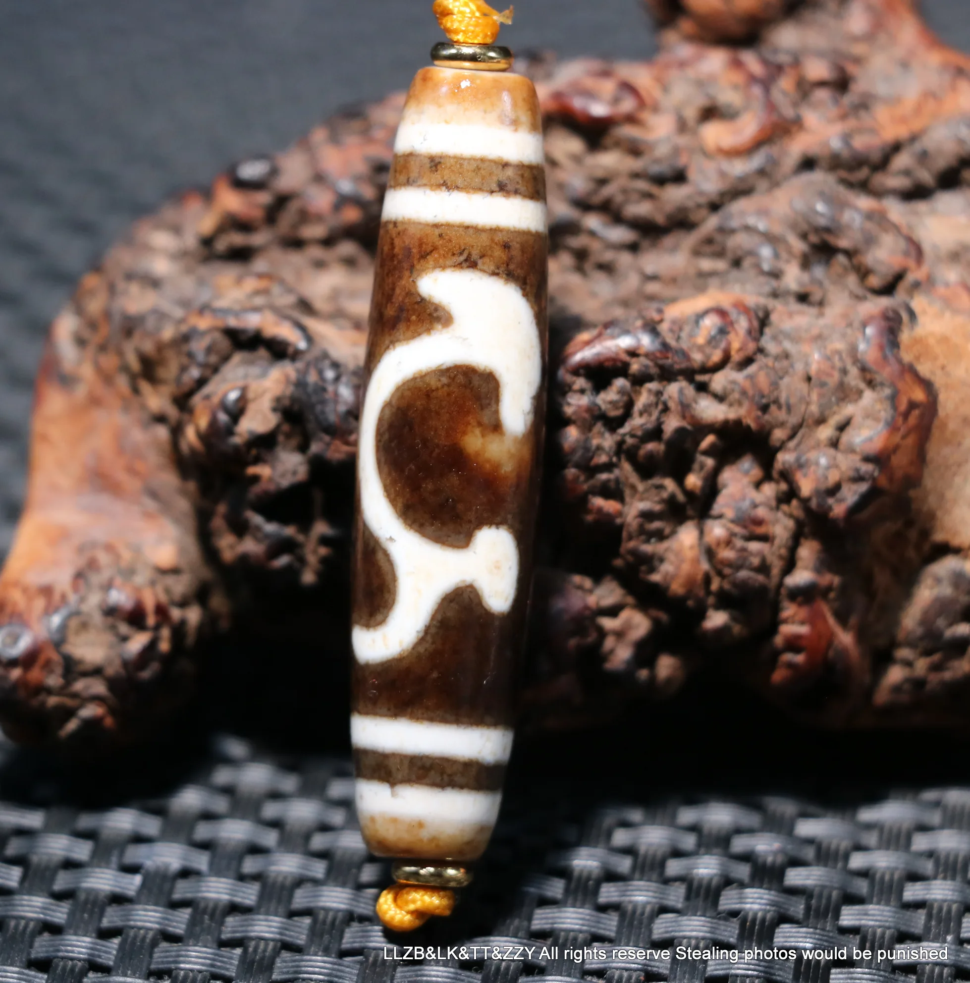 

Magic Power Energy Tibetan Old Agate Coffee Color As You Wish Ruyi Hook dZi Bead Amulet Pendant Talisman UPD220902A23