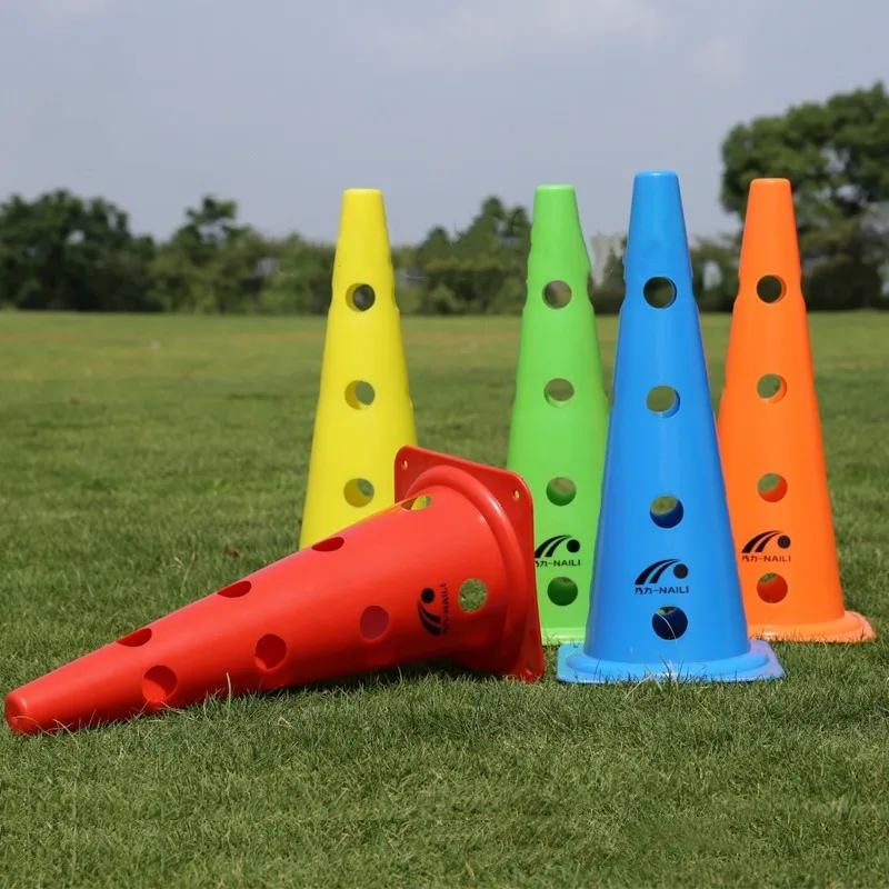 

5 Pcs 48cm Football Sign Buckets Thicken PE Logo Cone Soccer Agility Training Obstacle Wear-resistant Football Marking Bucket