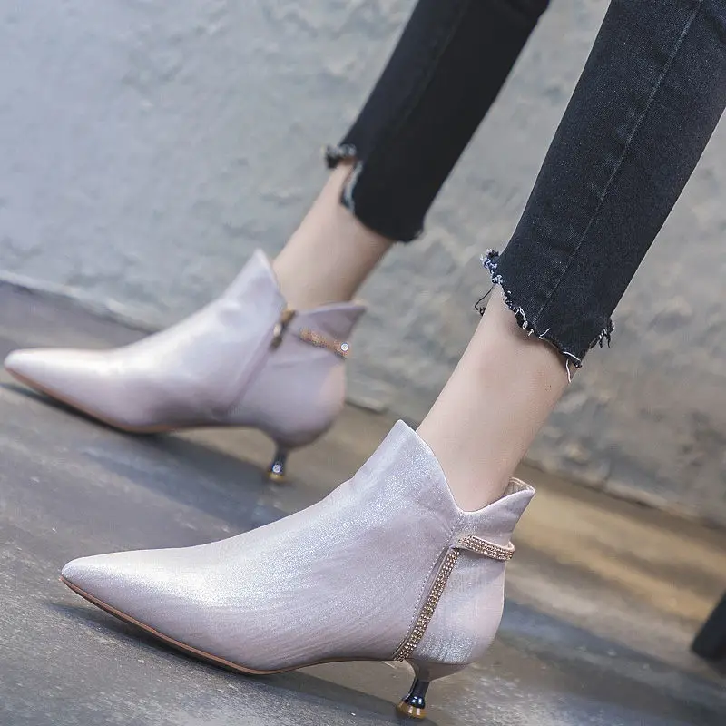 

Сексуальные ботильоны с острым каблуком 3 см осень/зима ботинки на низком каблуке осень/зима с флисовой подкладкой