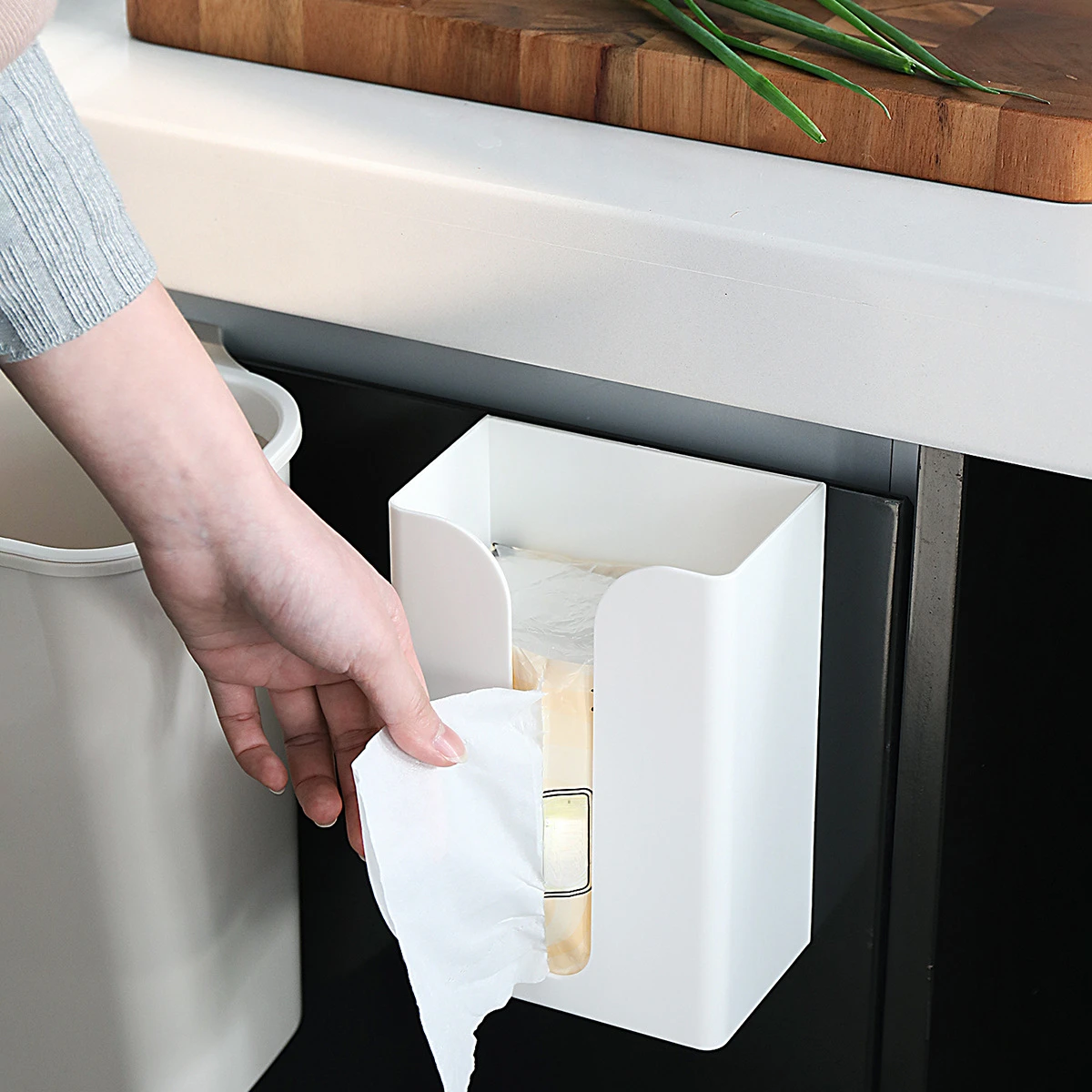 

Multifunction Toilet Paper Holder Bathroom Tissue Box Self Adhesive Tissue Box Napkin Holder Wall Mounted Garbage Dispenser