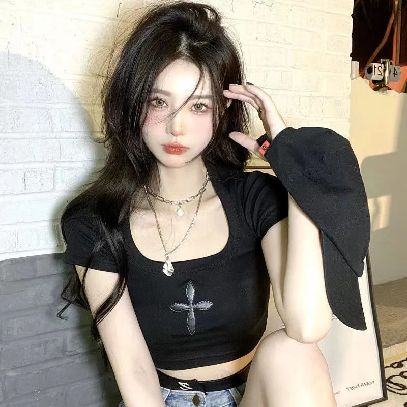 

Футболка женская летняя с коротким рукавом и принтом в виде креста