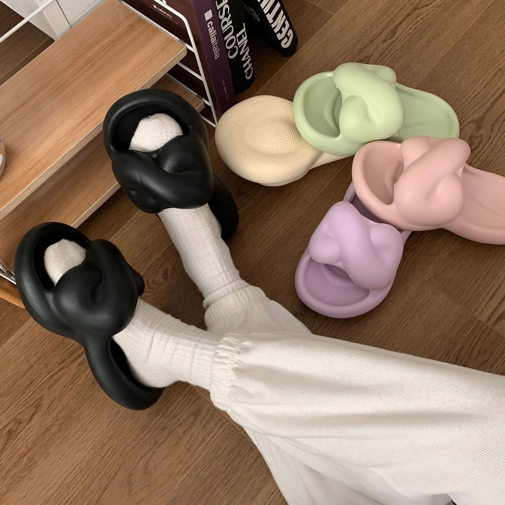 Women Slippers Fun Design Platform Slides Fashion EVA  2023 Summer New Minimalist Design Soft Non-Slip Woman Shoes