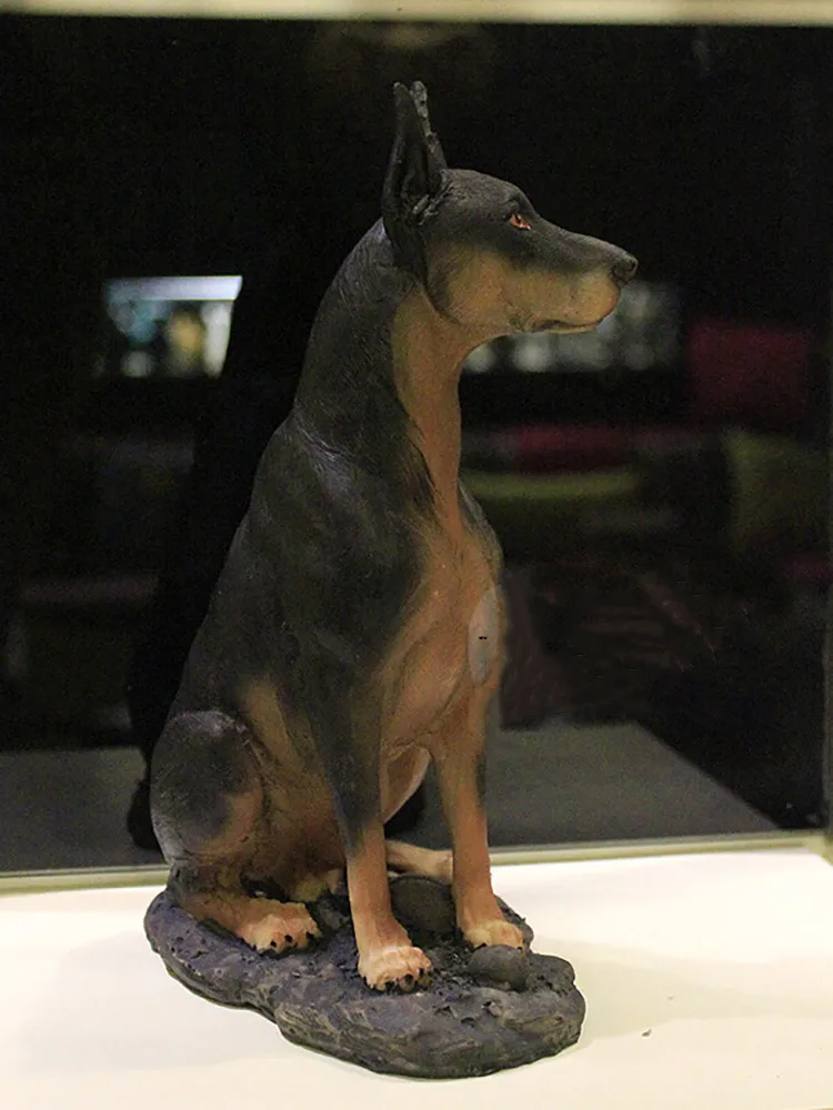 Фото Домашний декор, украшения Doberman, имитация животного, дизайн собаки с базовыми фигурами, украшения для дома, аксессуары для комнаты, миниатюры №3
