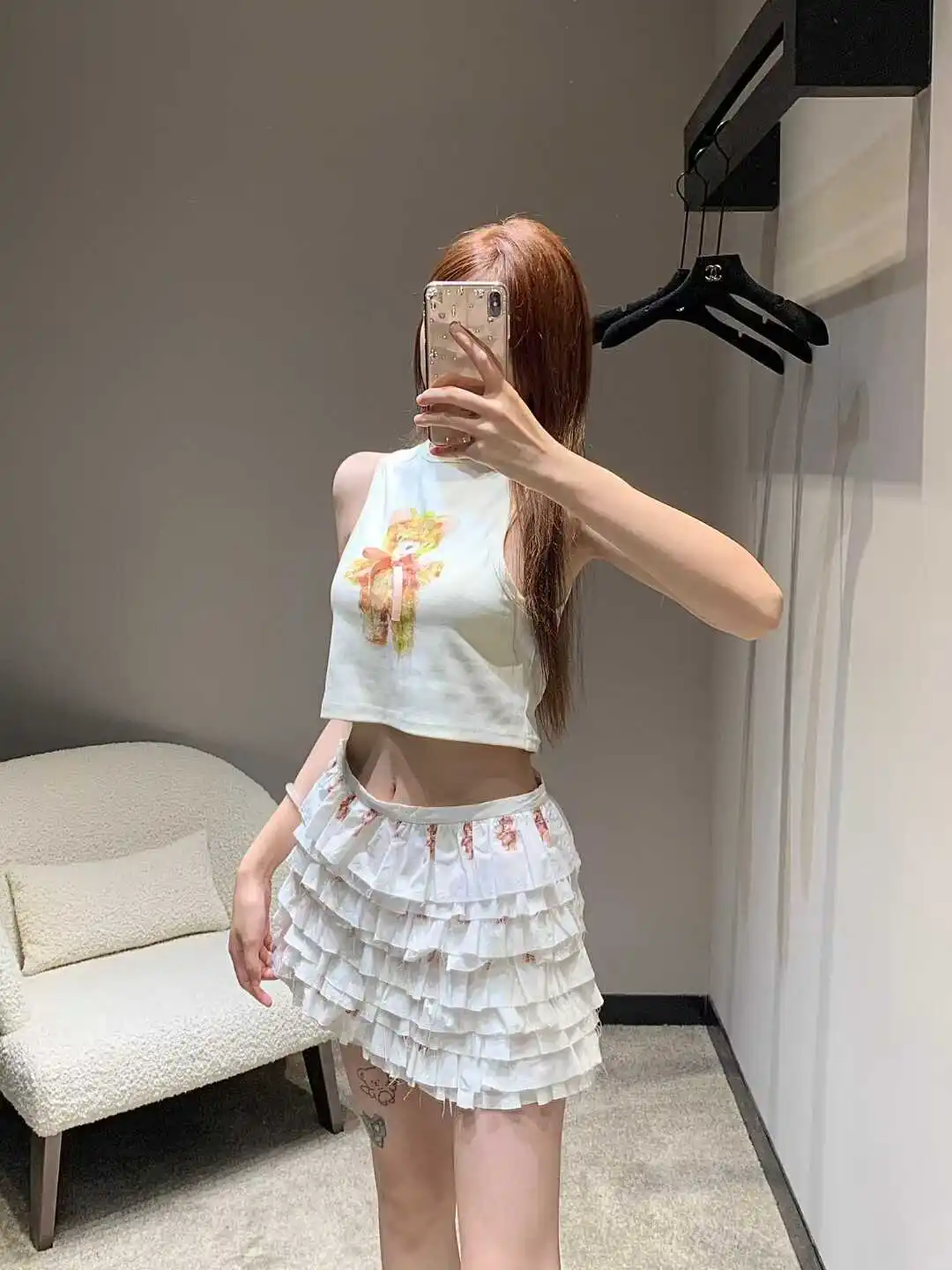 2024 Spring and Summer New Set Women Bear Sleeveless Vest Top + High Waist Wooden Ear Short dress Cake Skirt |