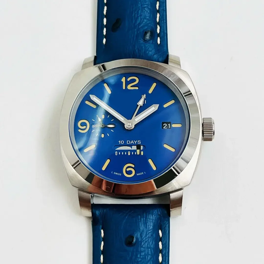 Исследуйте современную элегантность с нашими мужскими механическими часами из