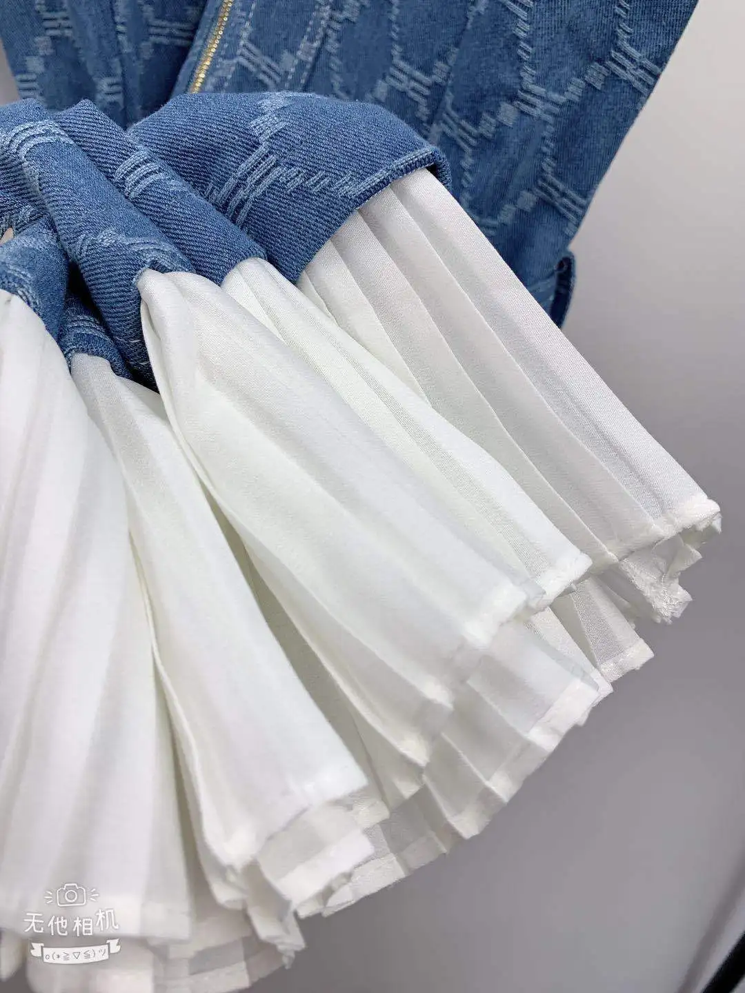 

Женское платье из натурального хлопка со шнуровкой, белое плиссированное платье с подолом