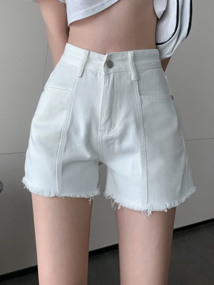 New Spring Summer High Waist Raw Hem Frayed Denim Shorts Streetwear Female Button Loose Fit Jeans Shorts Bottoms