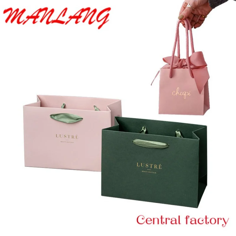 Рисунок 4 - Роскошные оригинальные сумки для упаковки одежды