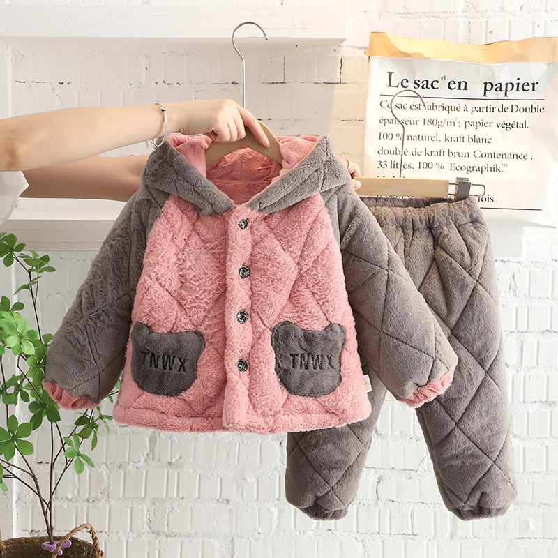 

Фланелевая домашняя пижама одежды для девочек одежда для малышей Комплект из двух предметов, От 0 до 6 лет одежда для малышей осенне-зимний у...