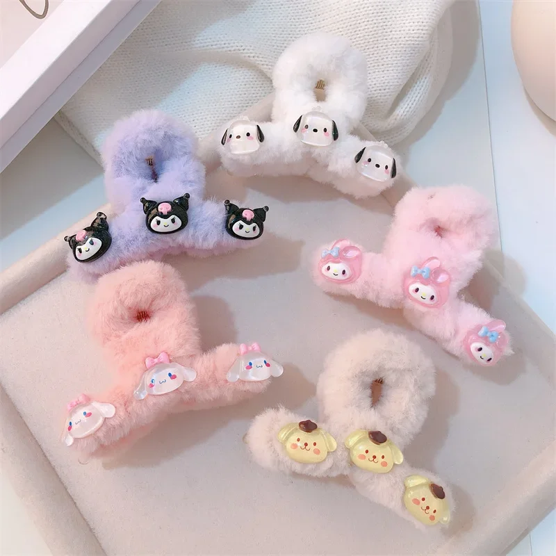 

Kawaii Sanrio Anime My Melody Cinnamoroll Pochacco Cute Cartoon Plush Shark Clip Simple Claw Clip Girly Heart Hair Accessories