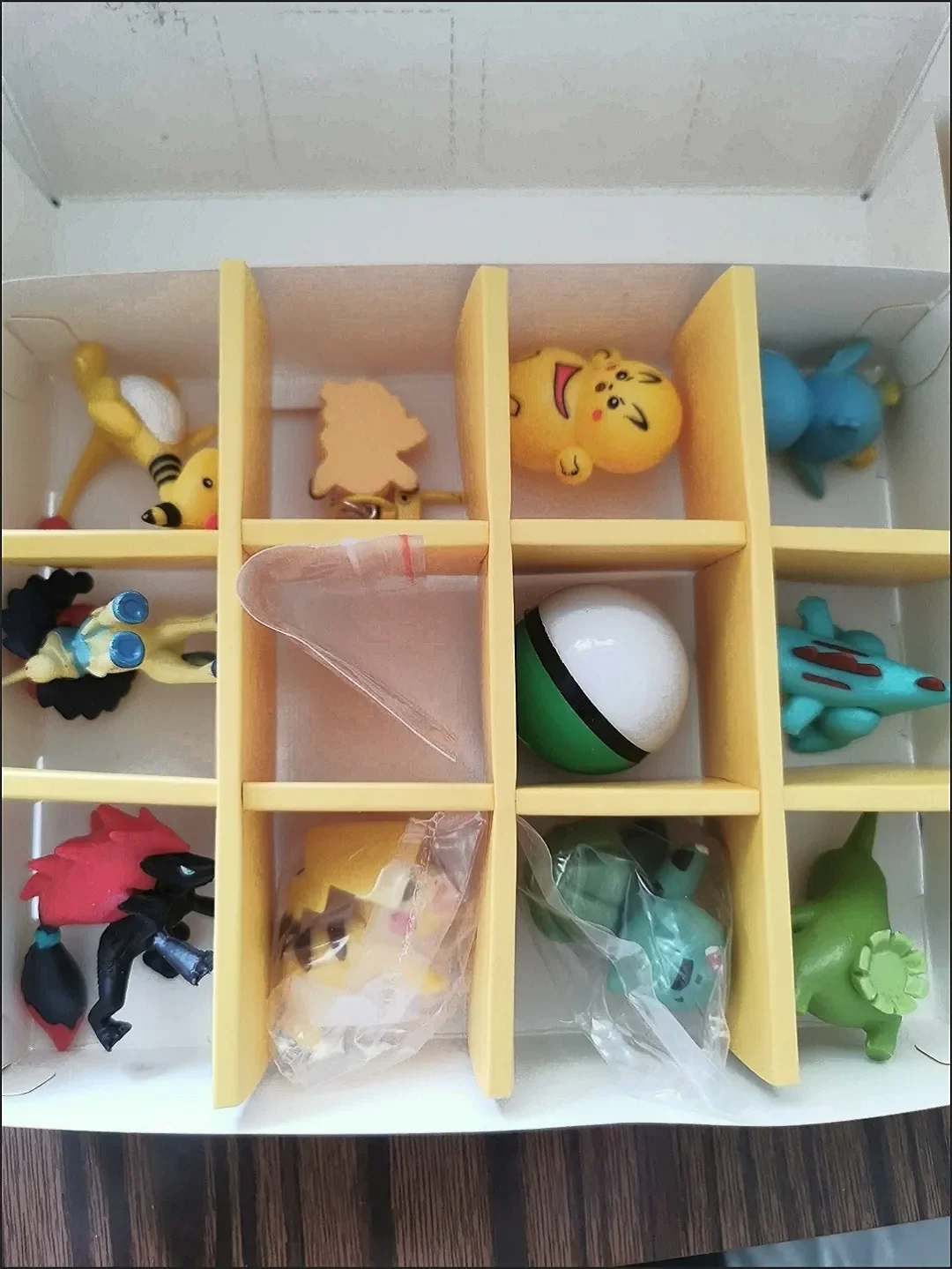Фото Новинка! Набор-сюрприз Pokémon: милые фигурки, случайные игрушки, брелоки, таблички, покеболы. Отличные подарки. №4