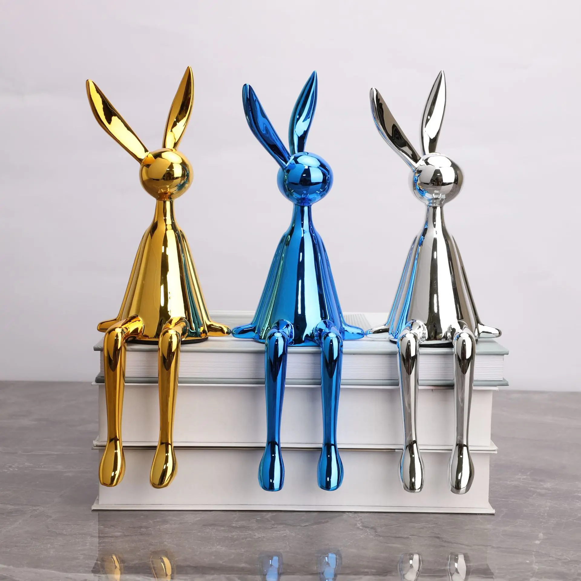

New Design Resin Sitting Rabbit Electroplating Blue Silver Animal Statue Figurine Resin Sculpture Home Decoration Xmas Gifts