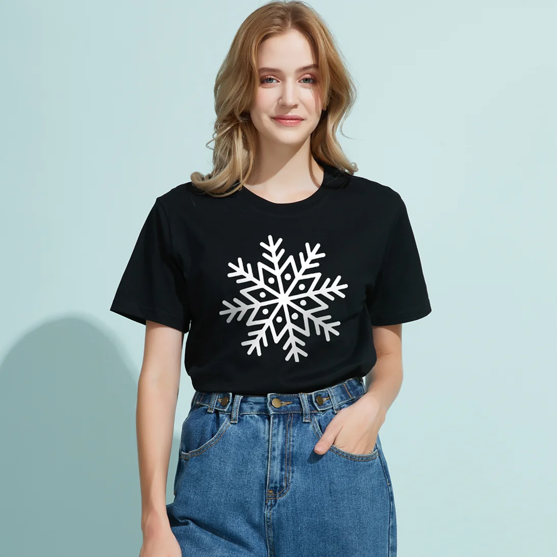 

Dlrn Women Snowflake Printed Casual Basic Christmas T shirt Young Girls Soft Hand Feel Harajuku T-shirts Female Tops Tees