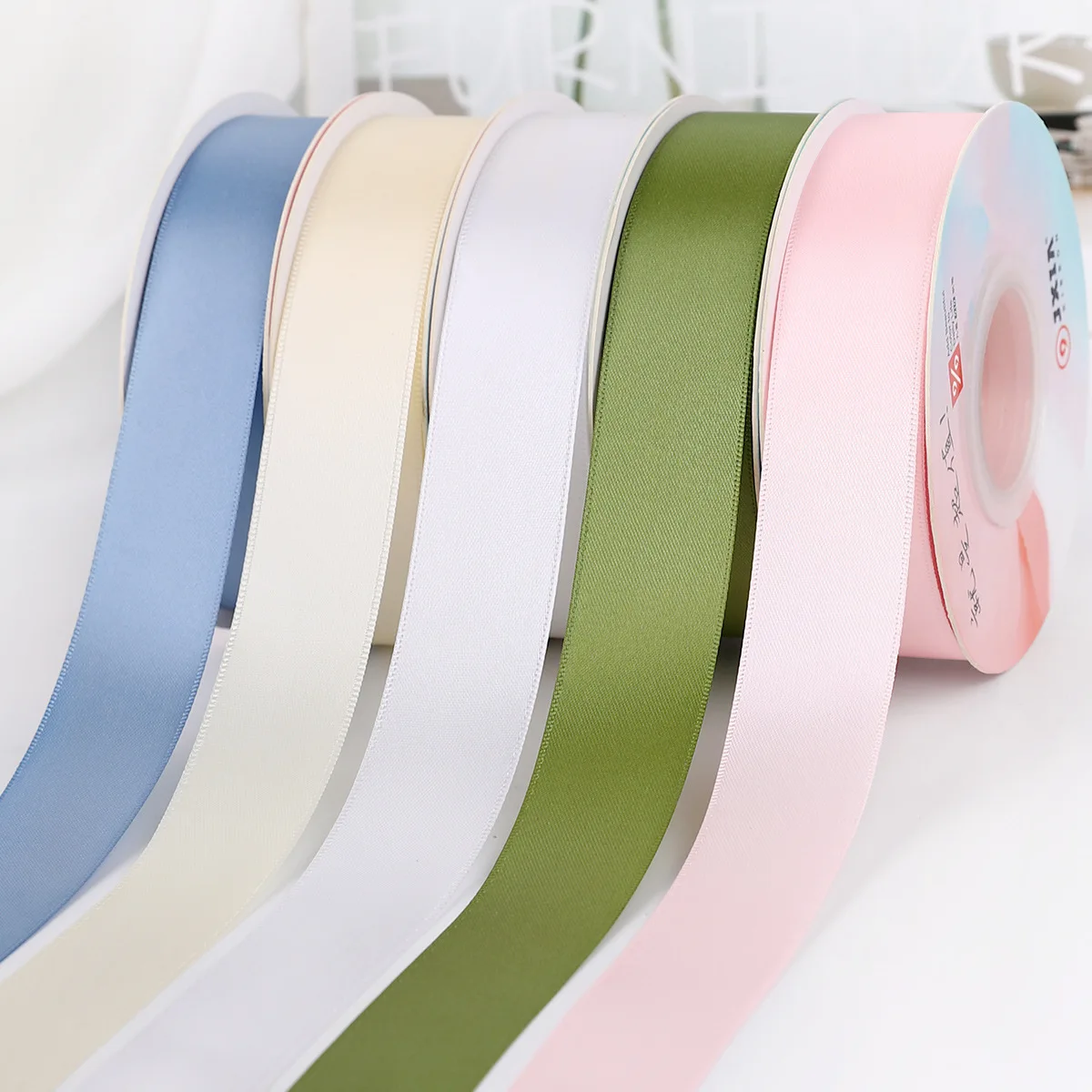 

2.5cm Solid Color Double-Sided Camille Cake Flower Gift Wedding Packaging High Quality Auxiliary Fabric Ribbon Bouquet Ribbon