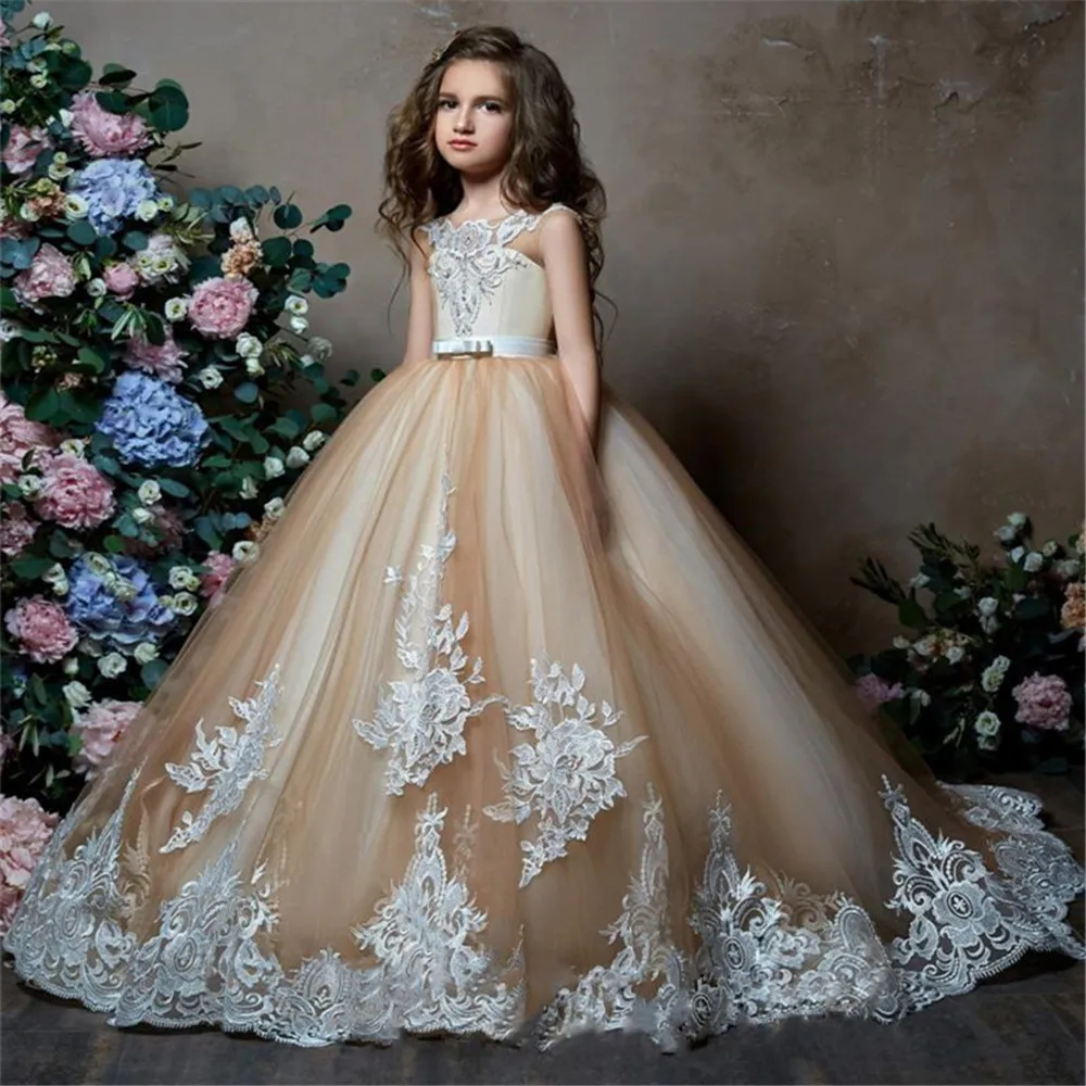 

Elegant Butterfly Ball Gown Fower Girl Dresses 2022 Sleeveless Sequins Princess Dress Weddings First Communion Pageant Gowns