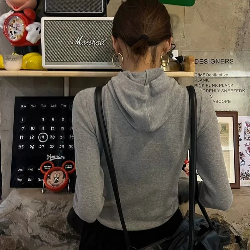 Однотонный джемпер с длинным рукавом и капюшоном женская новая модная