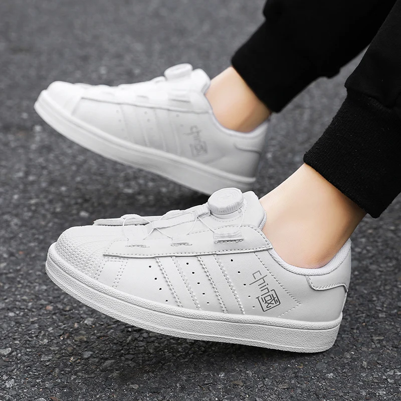 Brand Children Boys Skateboarding Shoes Flat Non-Slip Girls Kids Sneakers Child Sport Shoes Leather 2023 Boy Girl Walking Shoes