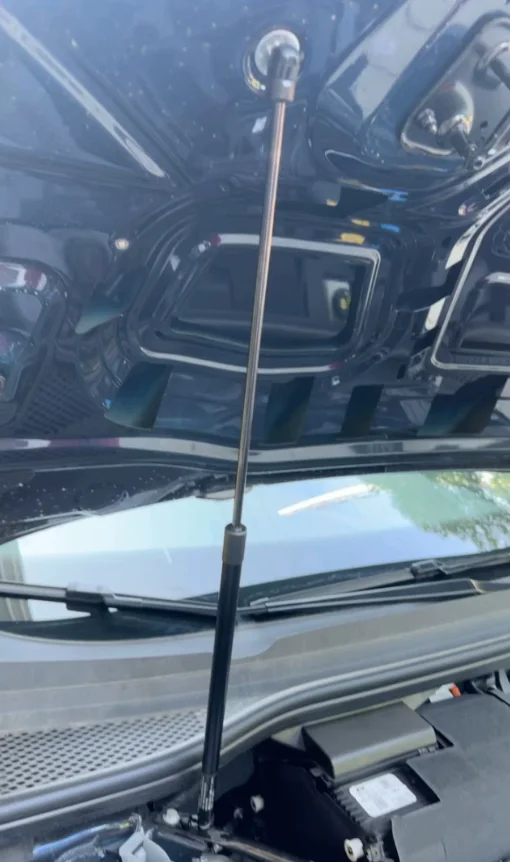Амортизаторы капота (газовые упоры) для Audi Q4 e-tron 2022-2026 (art.: 3920dac87c990) - 3920dac87c990