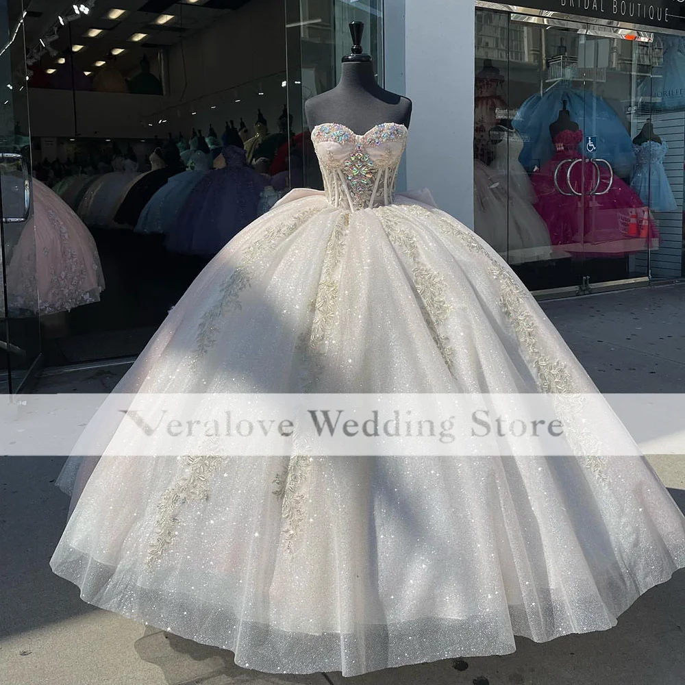 

Princess Quinceanera Dresses Ball Gown Sweetheart Appliques Beads Girl Sweet 16 Party Dresses Vestidos De 15 Anos