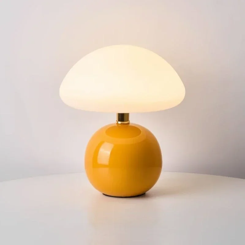 

Настольная лампа PDQ с регулировкой яркости