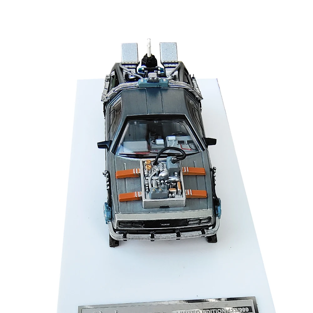 1:64 Литая модель автомобиля из сплава Назад в будущее