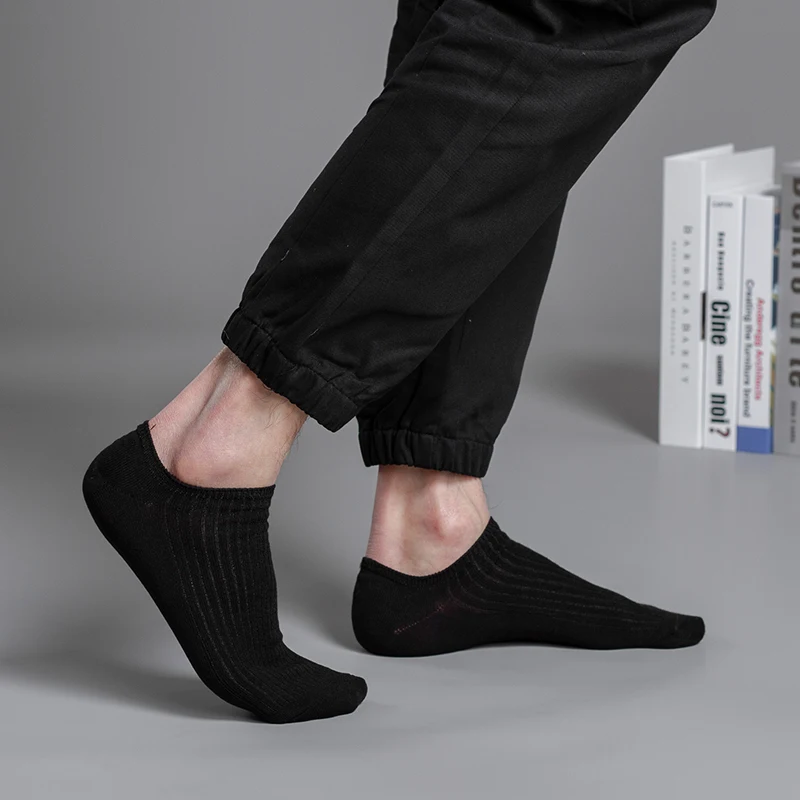 5 pairs of leisure boat shaped men's socks silicone breathable invisible cotton socks ankle slippers socks in spring and summer