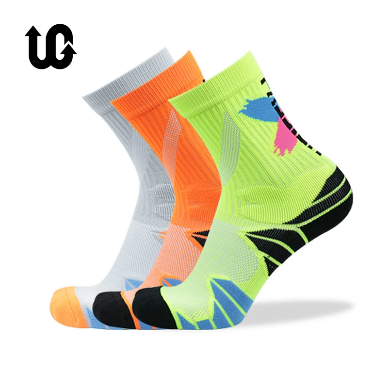 Купи 3Pair/Lot Professional Outdoor Sport Cycling Socks Basketball Football Soccer Running Trekking Socks Men Women за 700 рублей в магазине AliExpress