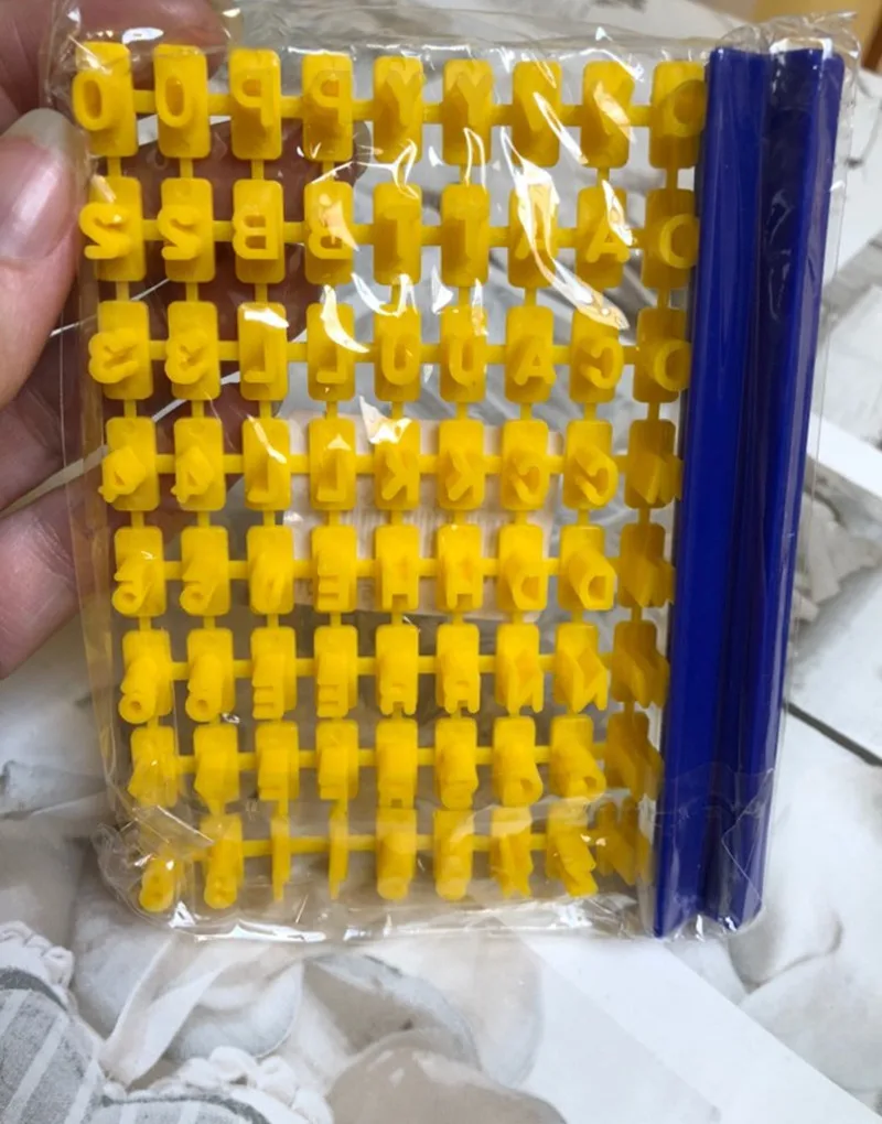 

Biscuits Baking Printing Alphabet Mold Cookies Cutter Word Press Mould Cake Baking Molds Tools Round Cutter Stencil Cookies