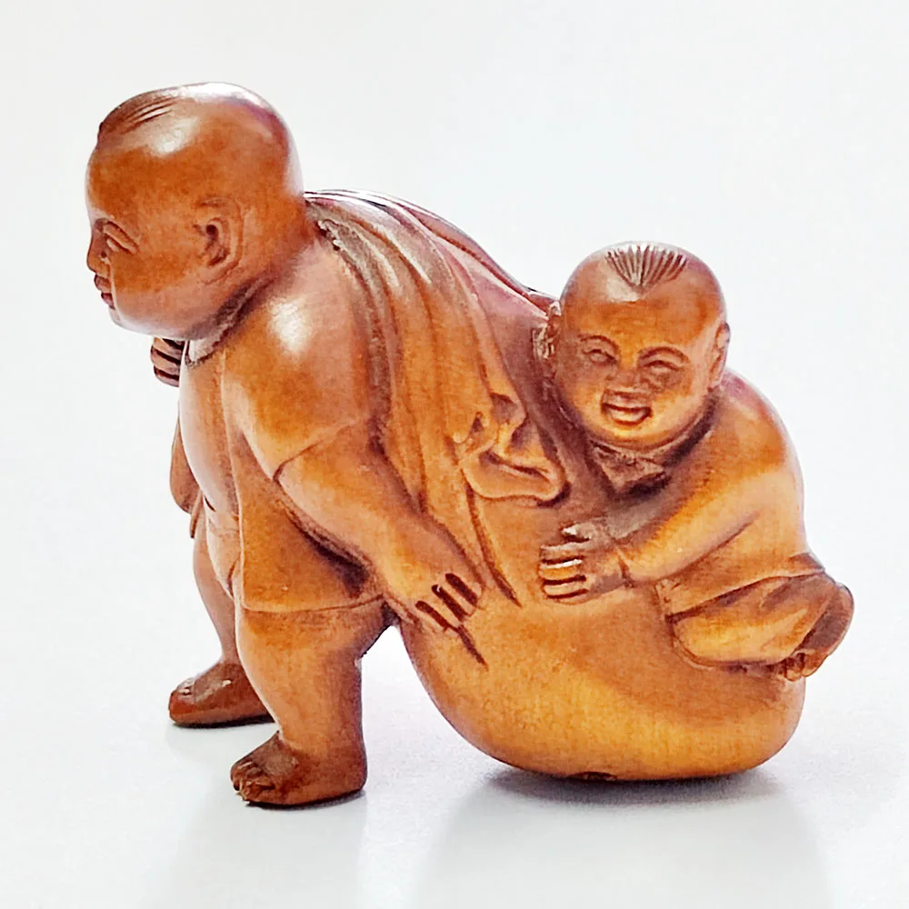 

Статуэтки из самшита - 2 монаха