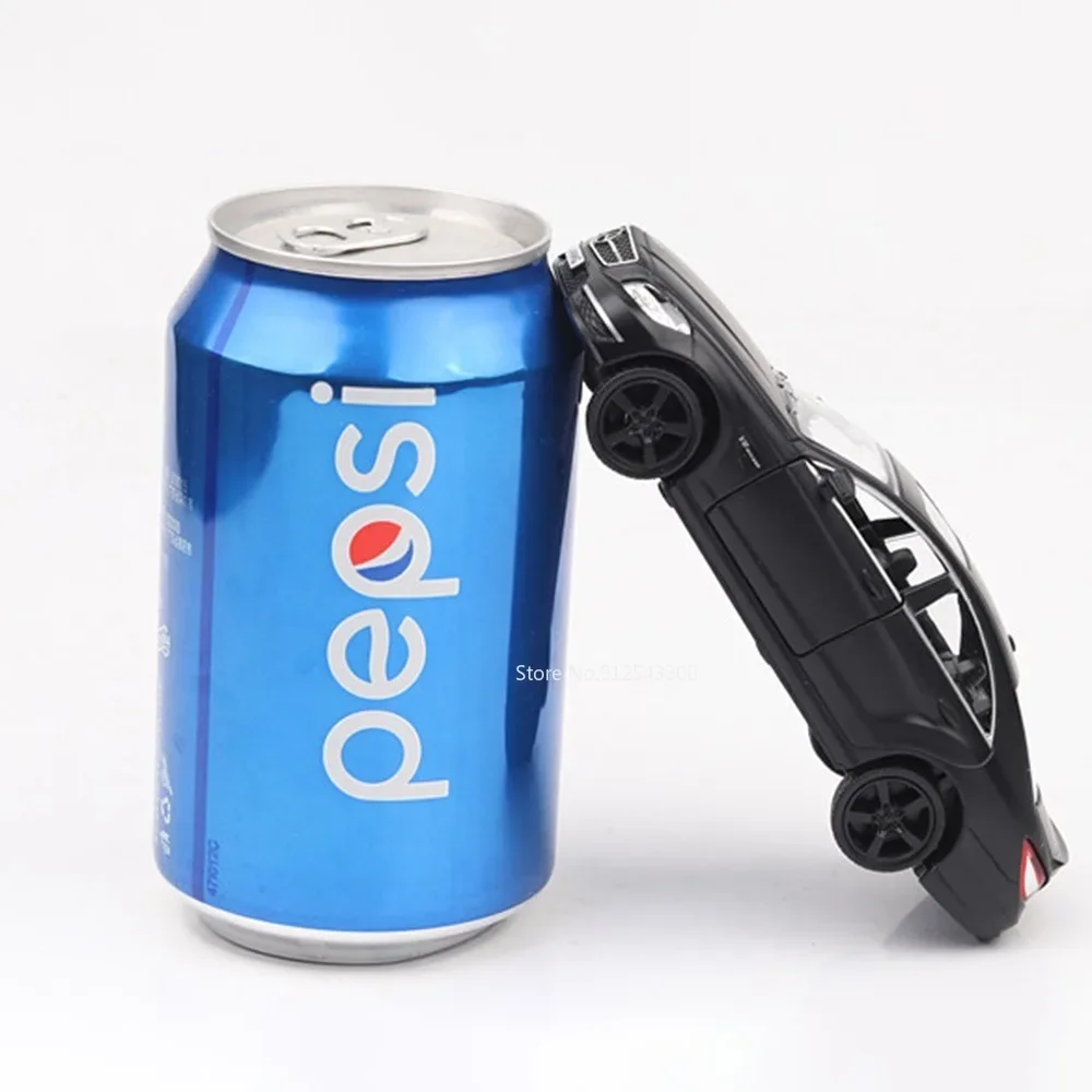 Модель автомобиля Mercedes Benz CLS 63 AMG