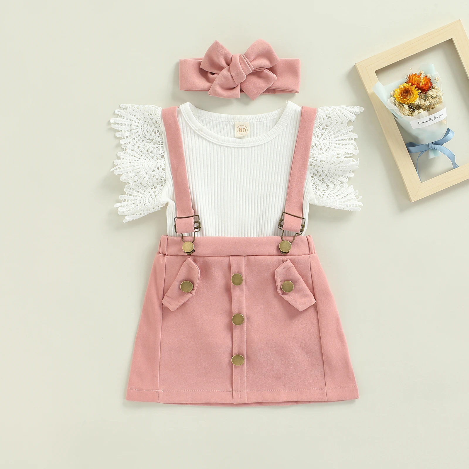 Женский комплект из трех предметов футболка с круглым вырезом и летящим рукавом +