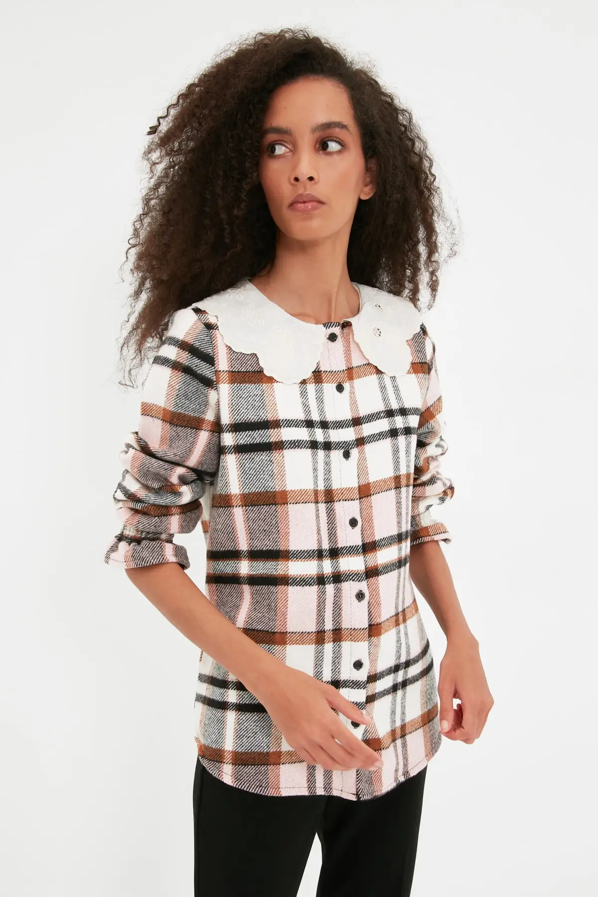 

Trendyol Collar Detailed Shirt TWOAW22GO0188