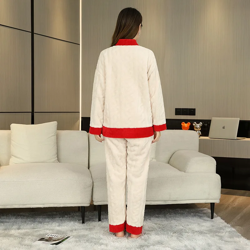 Women's Winter Warm Thin Pajama Suit With Strawberry Pocket Polyester Comfortable Lapel Button Style Leisure Wear