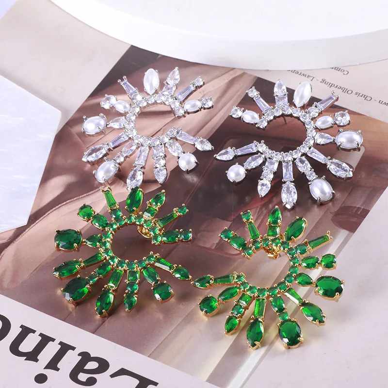 Модные блестящие индивидуальные полые серьги с подсолнухом украшенные жемчугом