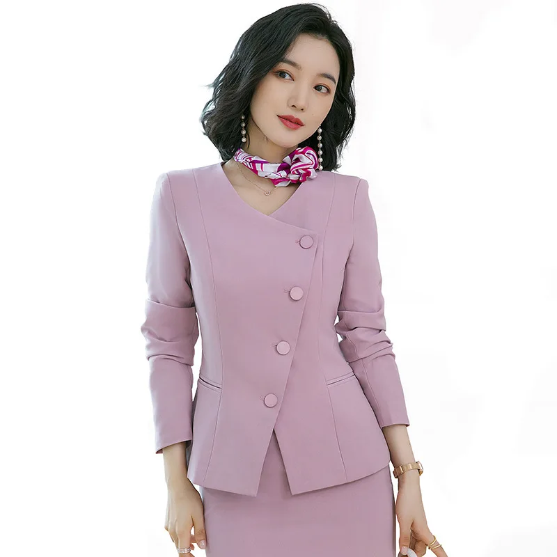 Женское фиолетовое пальто |