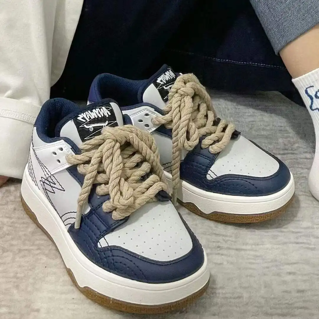 Кроссовки женские на толстой подошве Вулканизированная подошва шнуровке