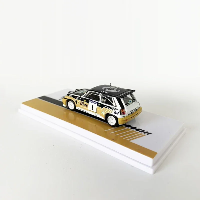 Модель автомобиля Tarmac Works 1:64 Renault 5 MAXI Turbo Rallye du Var 1986 автомобиль из сплава