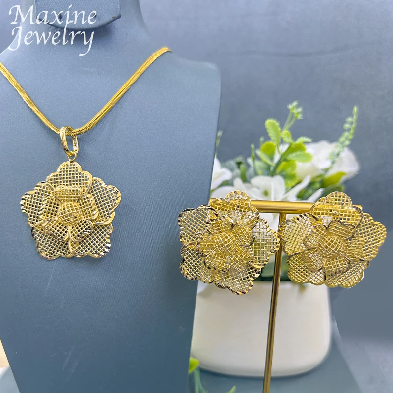 

Dubai Gold Plated Jewelry Sets For Women Brazilian Original Fashion Trend Earrings Rings Wedding Banquet Jewelry Free Shipping