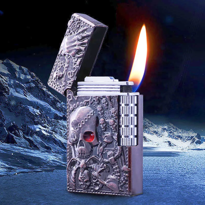 

Creative Skull with Diamond Ping Sound Inflatable Open Flame Lighter Ghost Head Double Drill Wheel Lighter Smoking Accessories