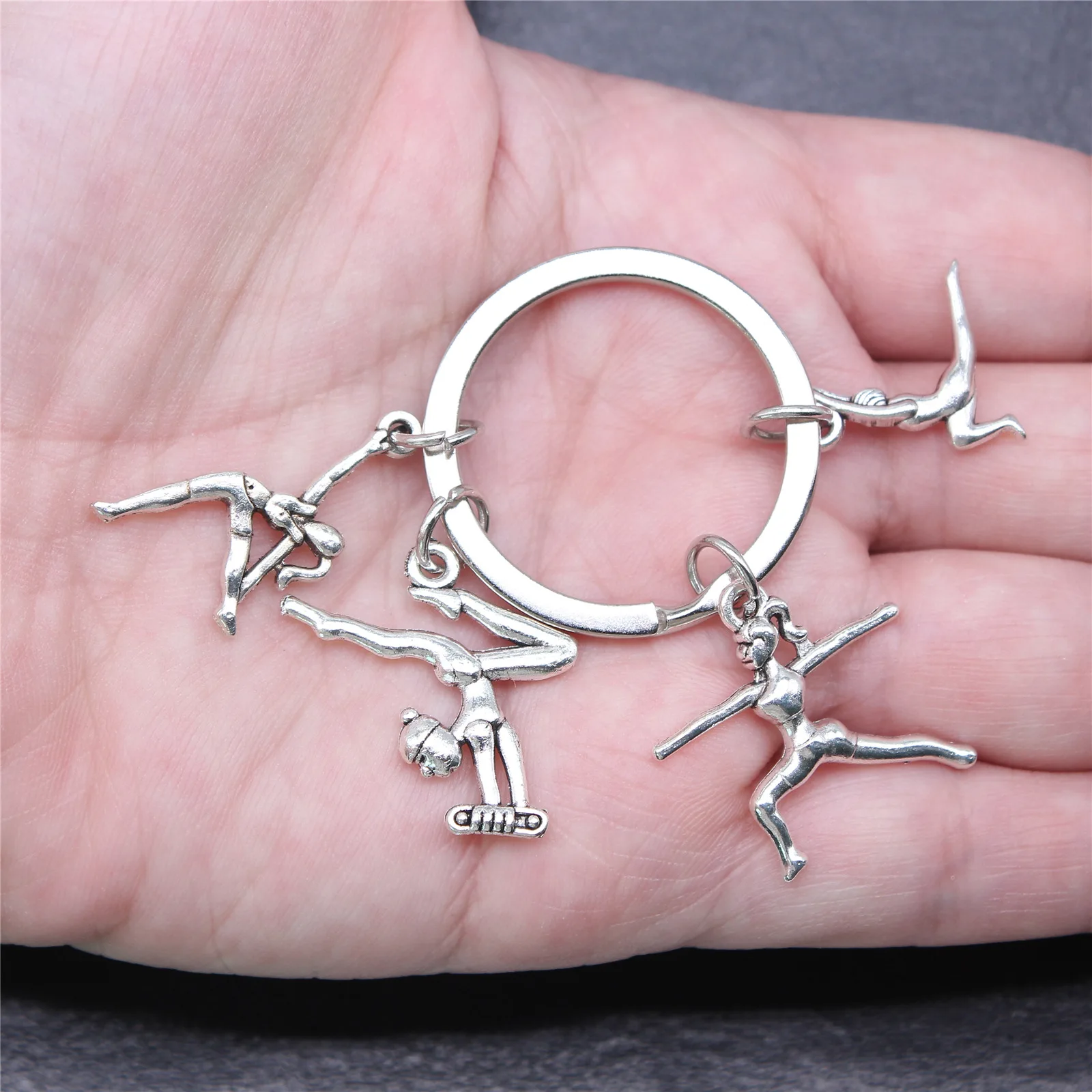 

I Love Sports Gymnasts Girl Stainless Steel Keyring Key Chain Charms Women Jewelry Accessories Pendant Gifts Fashion