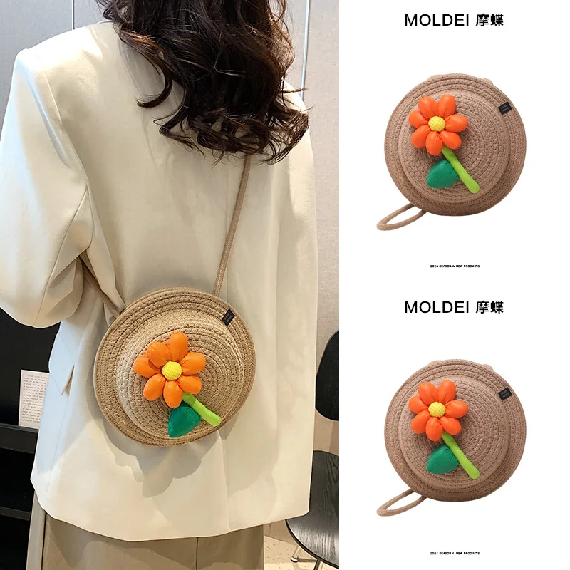 

Summer Circular Niche Design Slung Straw Bag Female 2023 Holiday Beach Shoulder Bag Woven Braided Bag Hat Doll Flower Bag Purses